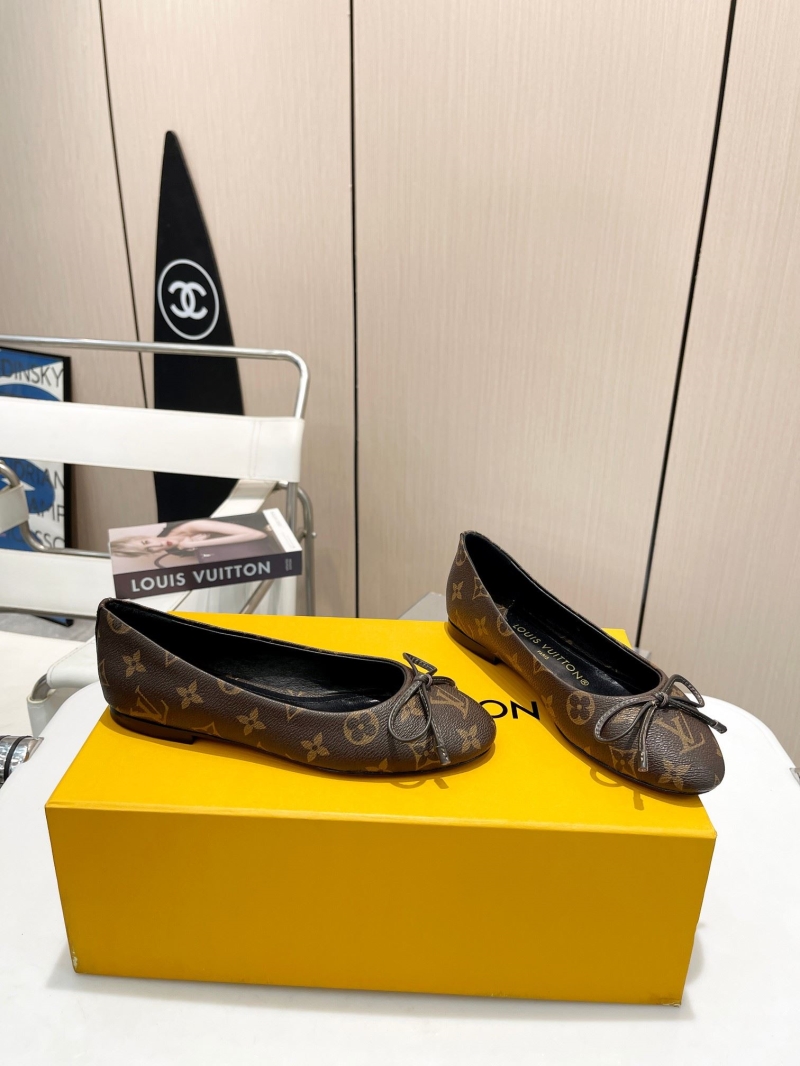 LV flat shoes